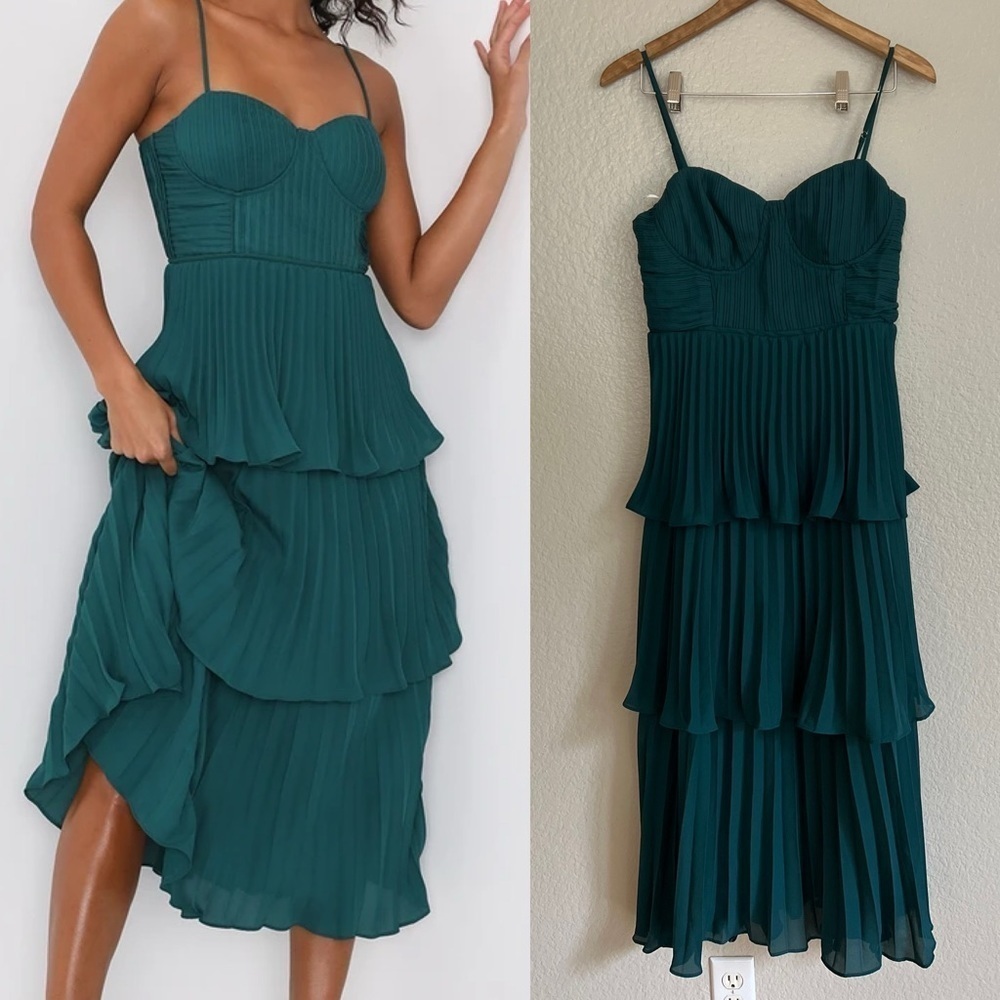 NWOT Cascading Crush Emerald Green Tiered Bustier Midi Dress